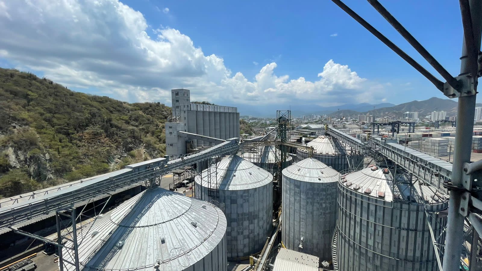 Proyecto para la Sociedad Portuaria de Santa Marta - Magdalena foto 3
